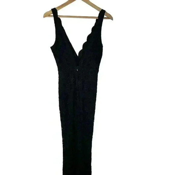 Bebe LACE V-Neck JUMPSUIT BLACK SIZE XS - Picture 16 of 16